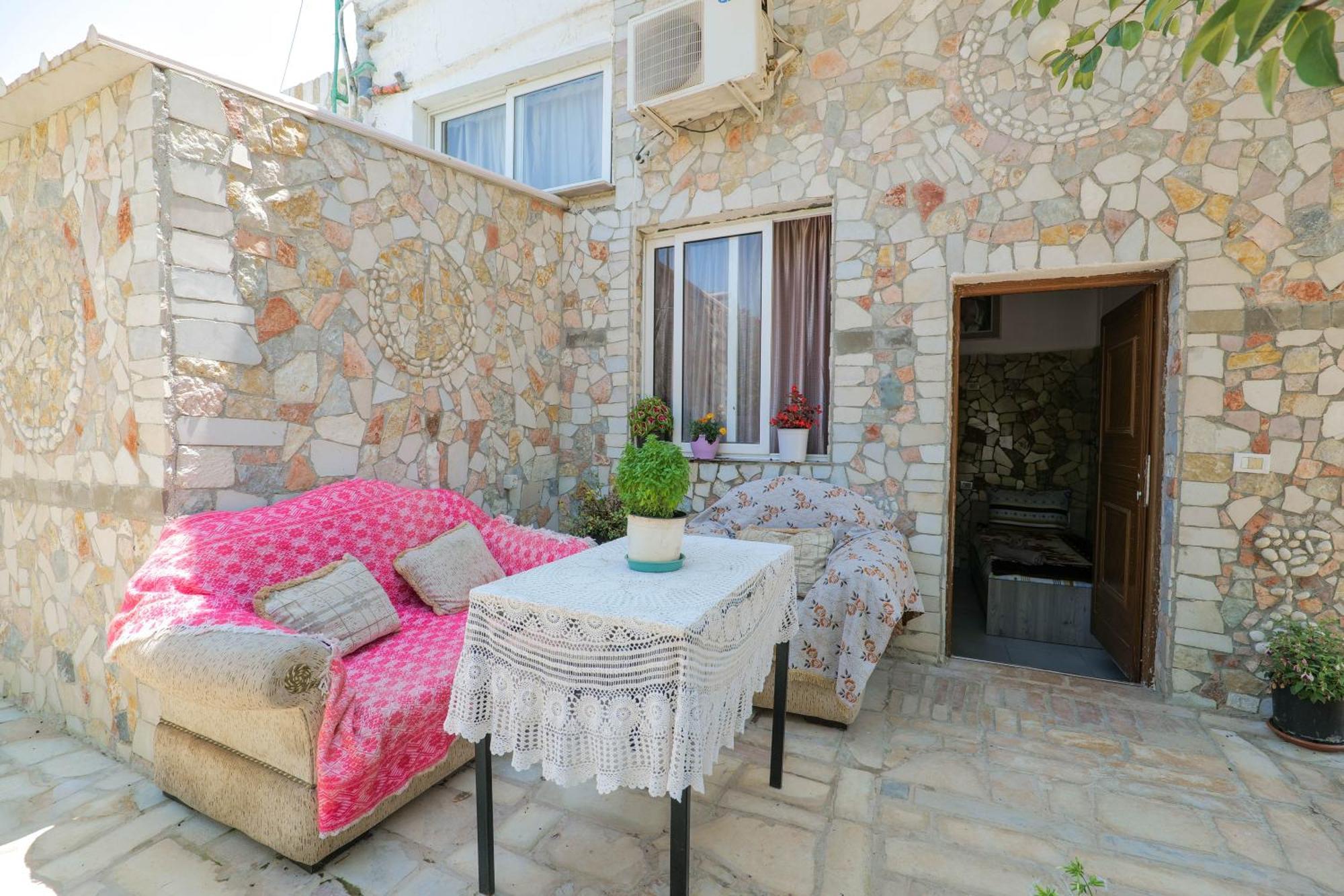Garden Villa Lake Side & Glamping Ksamil Eksteriør billede