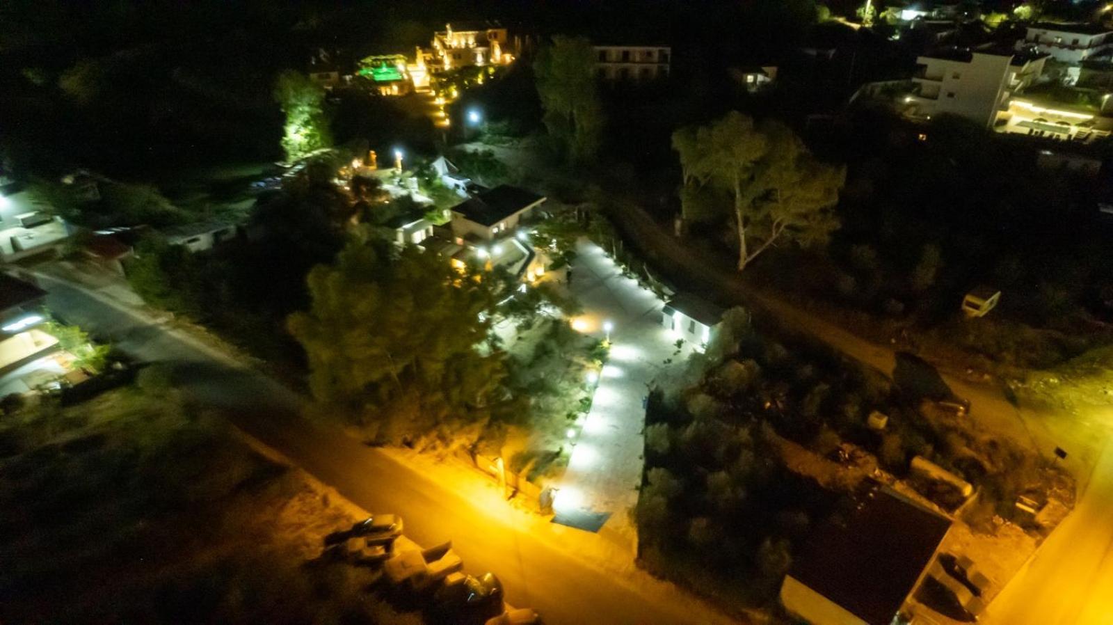 Garden Villa Lake Side & Glamping Ksamil Eksteriør billede