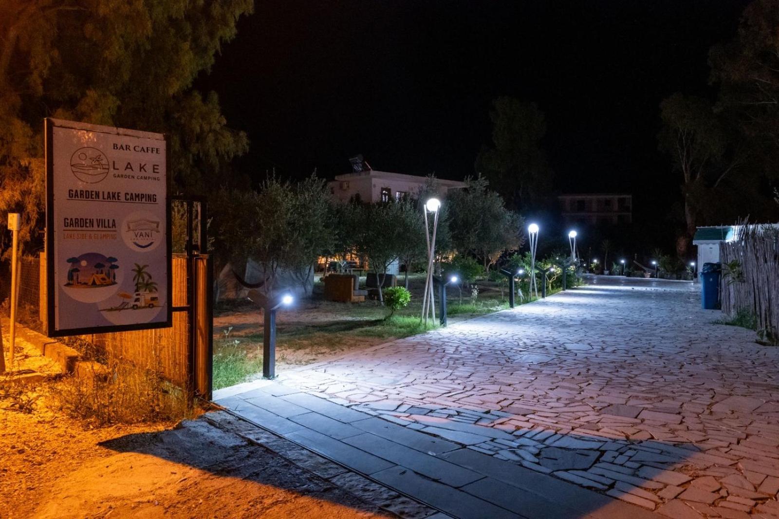 Garden Villa Lake Side & Glamping Ksamil Eksteriør billede