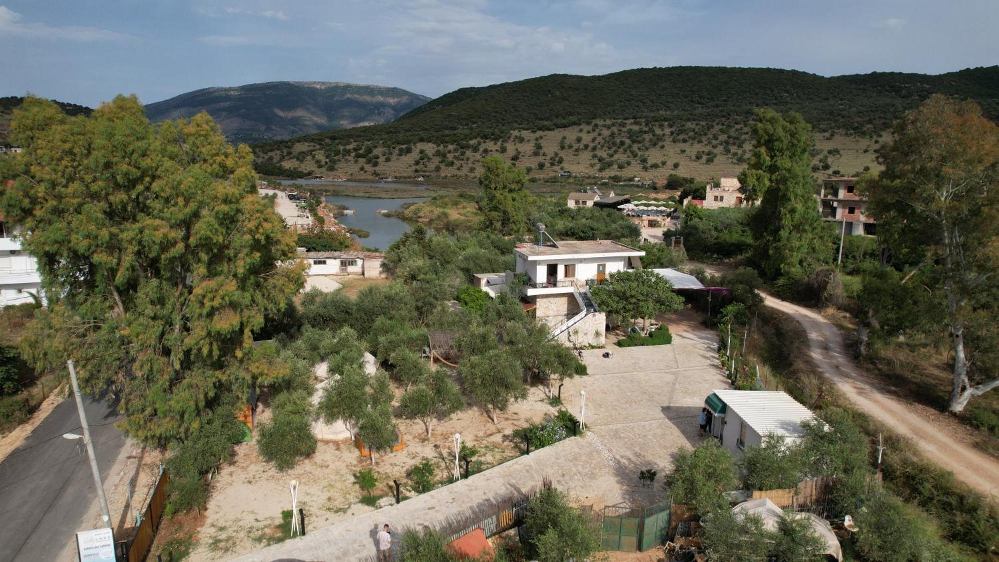 Garden Villa Lake Side & Glamping Ksamil Eksteriør billede