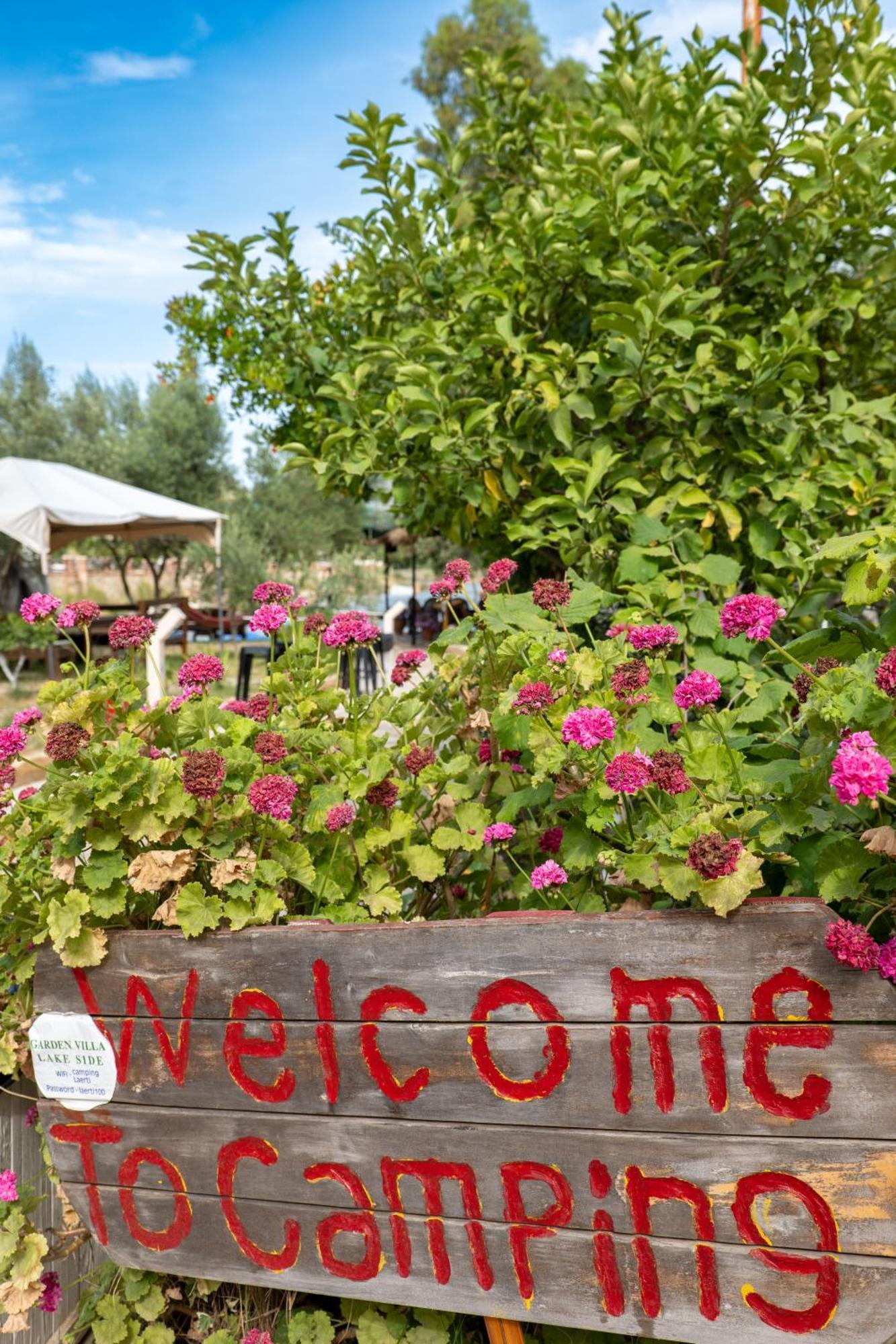 Garden Villa Lake Side & Glamping Ksamil Eksteriør billede