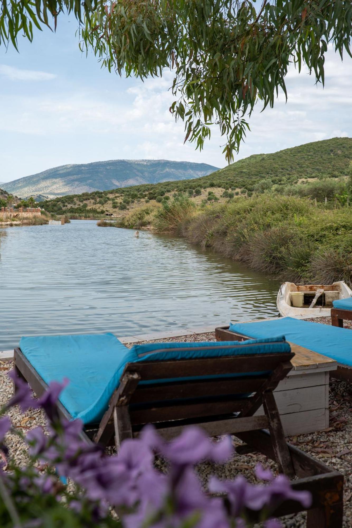Garden Villa Lake Side & Glamping Ksamil Eksteriør billede