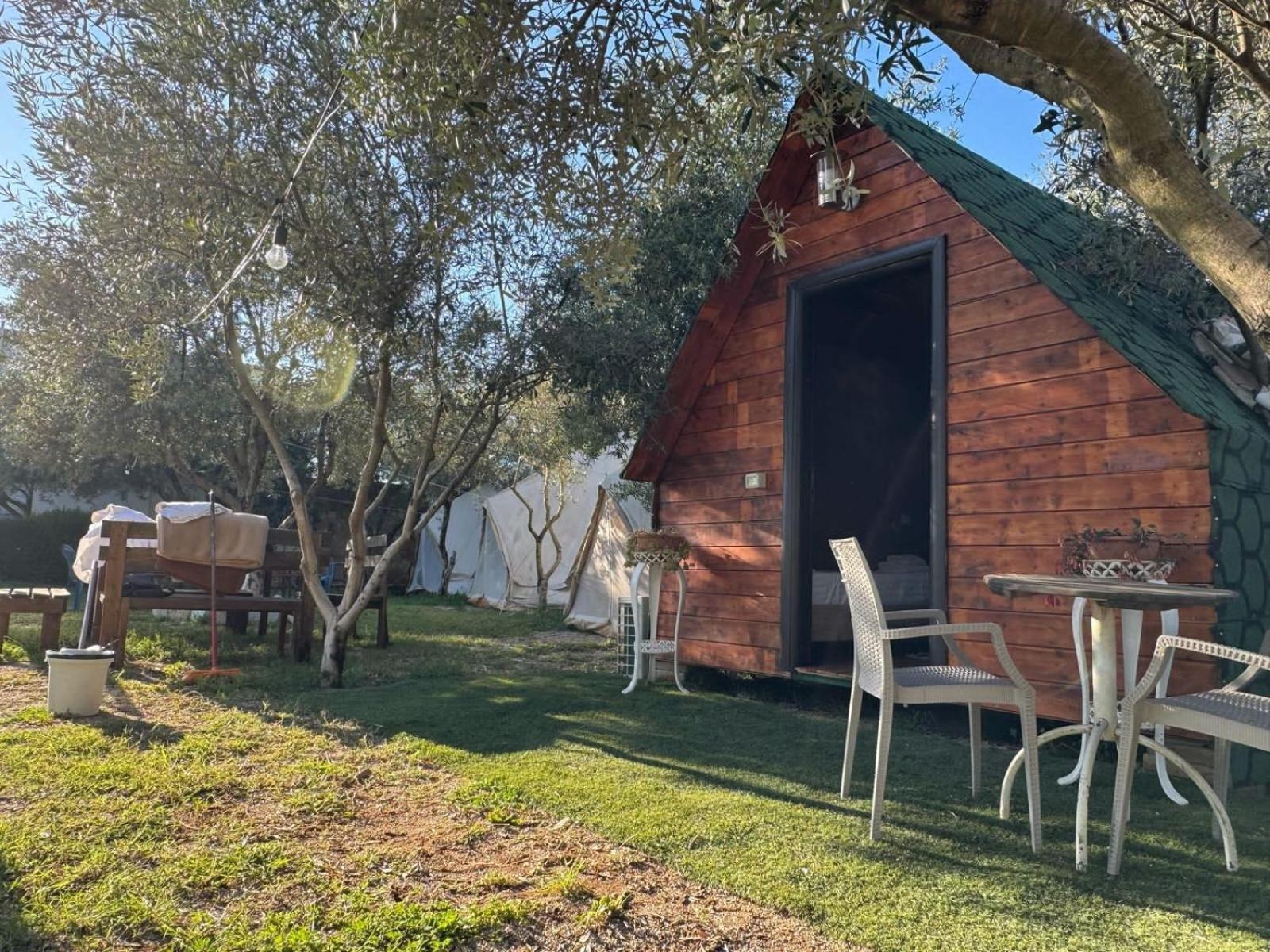 Garden Villa Lake Side & Glamping Ksamil Eksteriør billede